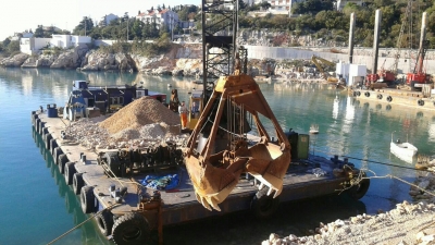 Crane Barge IGNATIOS IV