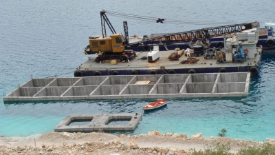 CONSTRUCTION OF AGGREGATES LOADING PIER IN THISVI - GREECE